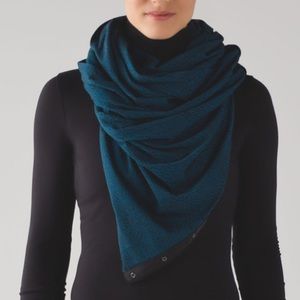 Lululemon Vinyasa Blue Scarf